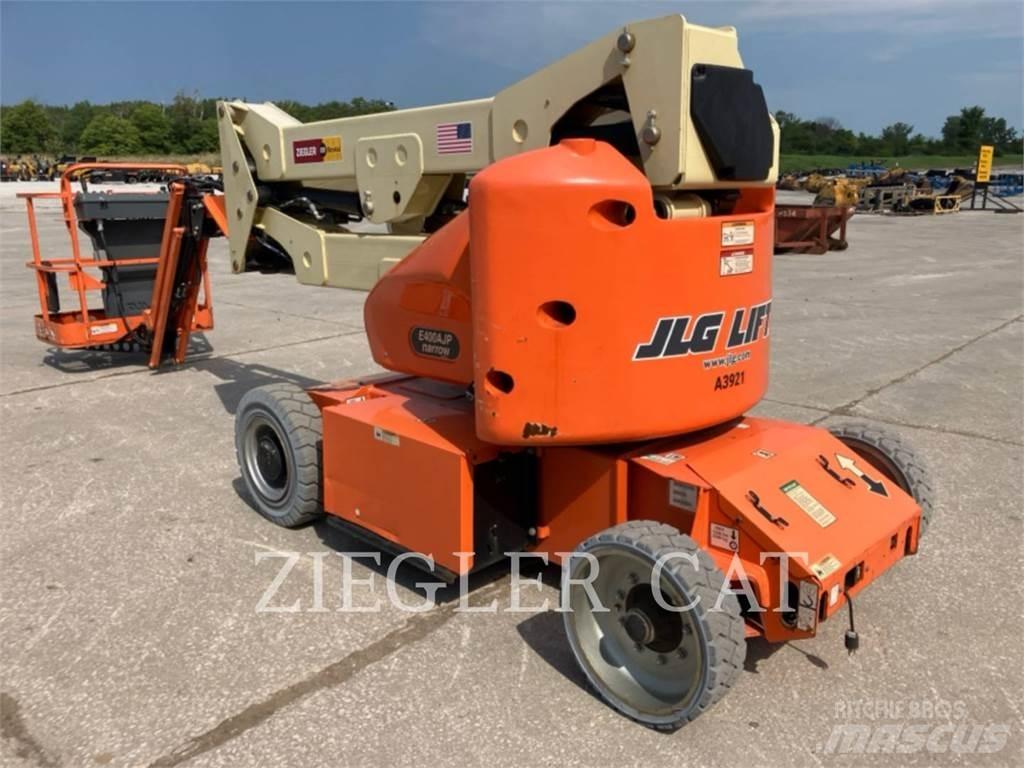 JLG E400AJPN ブームリフト　屈伸型