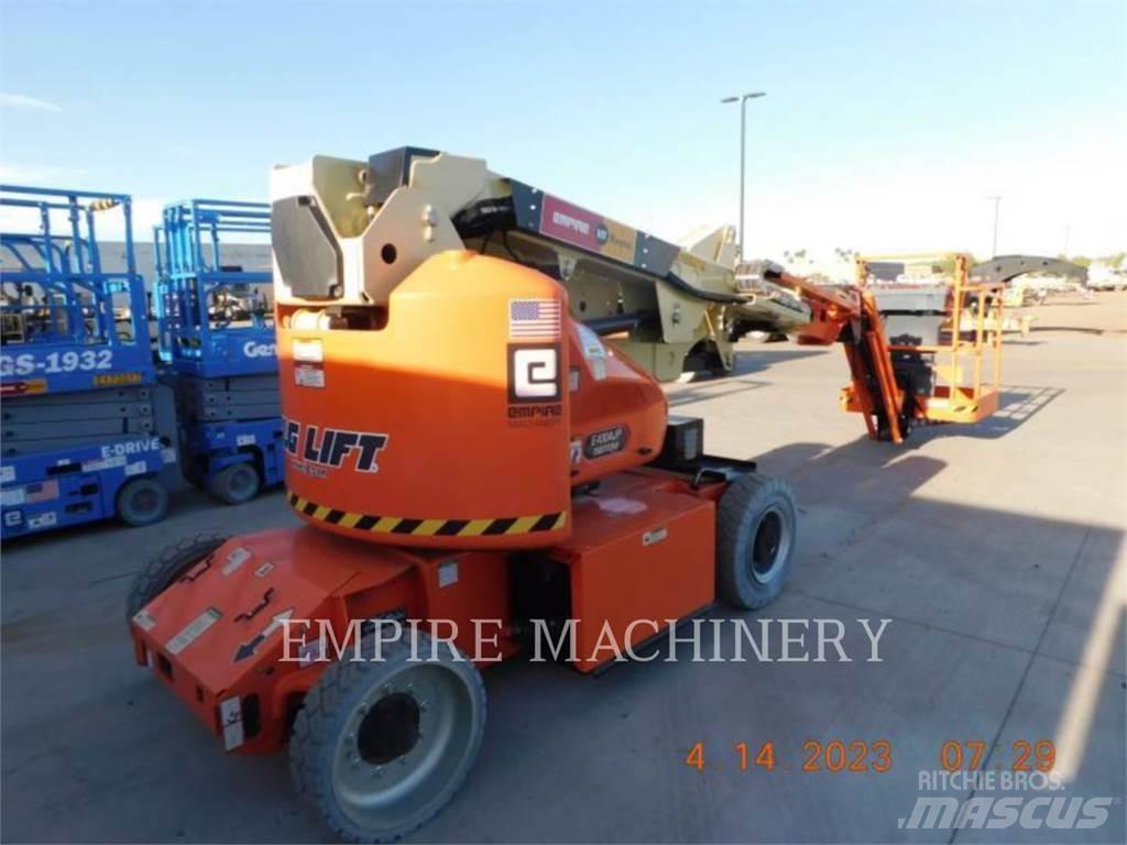 JLG E400AJPN ブームリフト　屈伸型