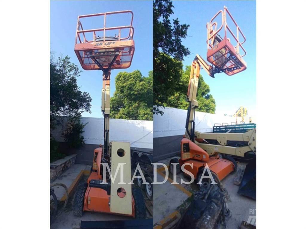 JLG E450AJ ブームリフト　屈伸型