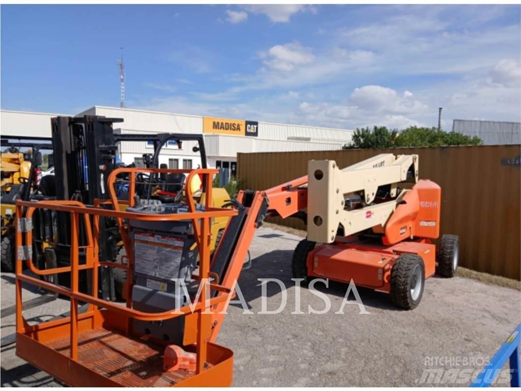 JLG E450AJ ブームリフト　屈伸型
