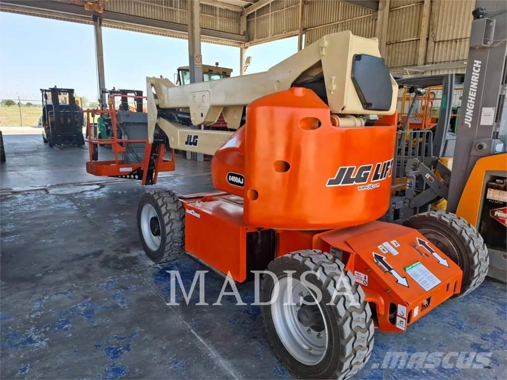 JLG E450AJ ブームリフト　屈伸型