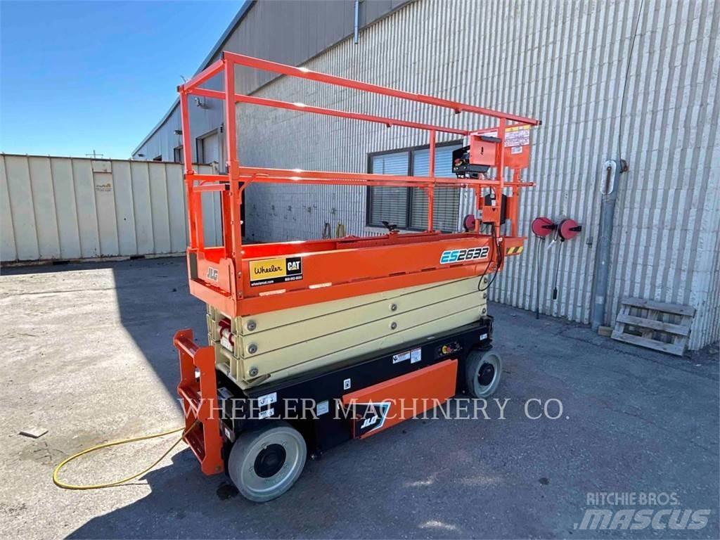 JLG ES2632 シザースリフト