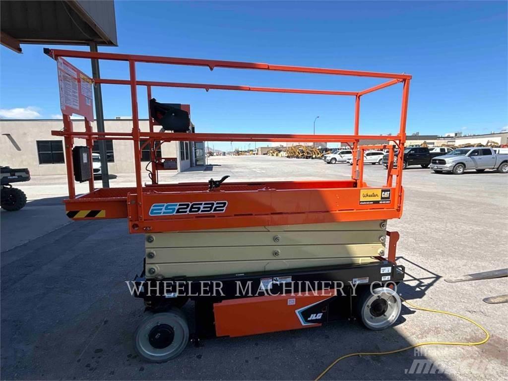 JLG ES2632 シザースリフト