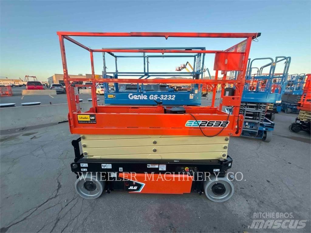 JLG ES2632 シザースリフト