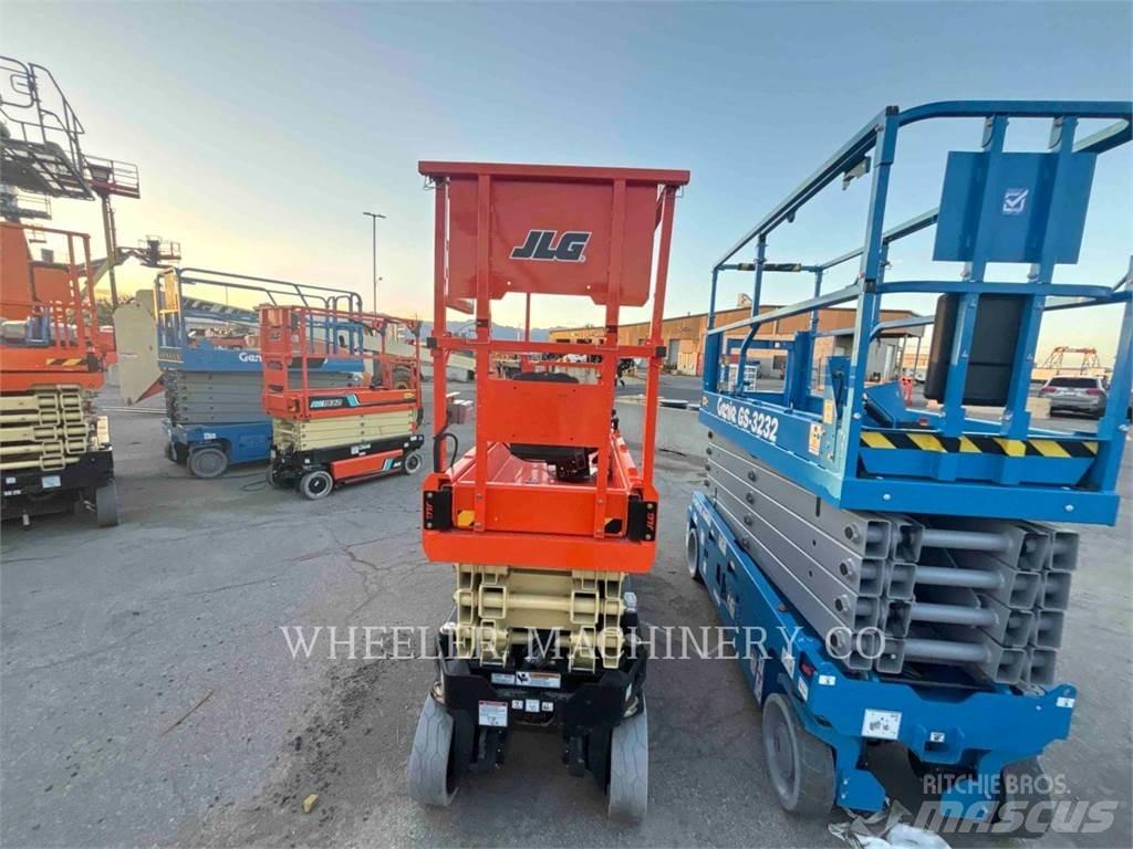 JLG ES2632 シザースリフト