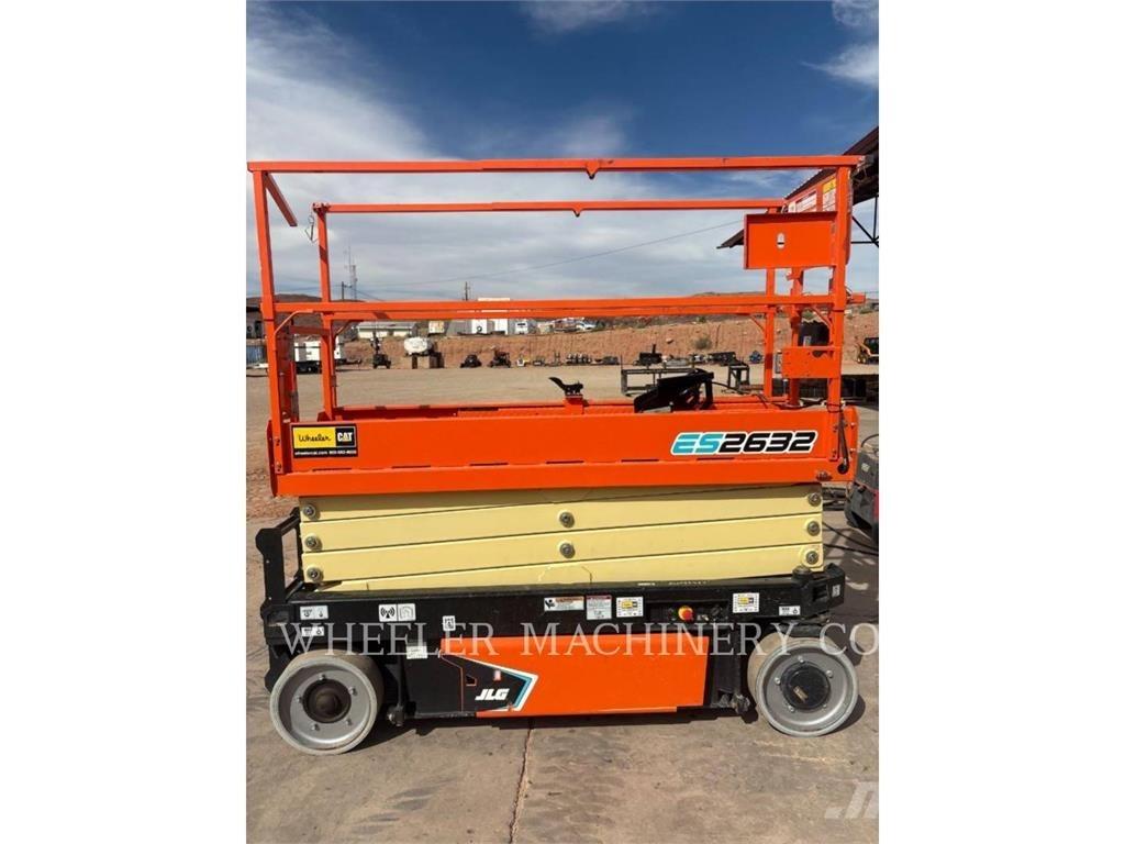 JLG ES2632 シザースリフト