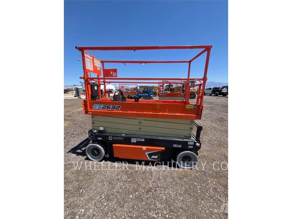 JLG ES2632 シザースリフト