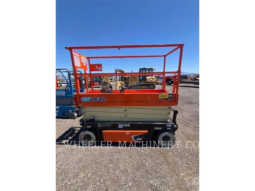 JLG ES2632 シザースリフト