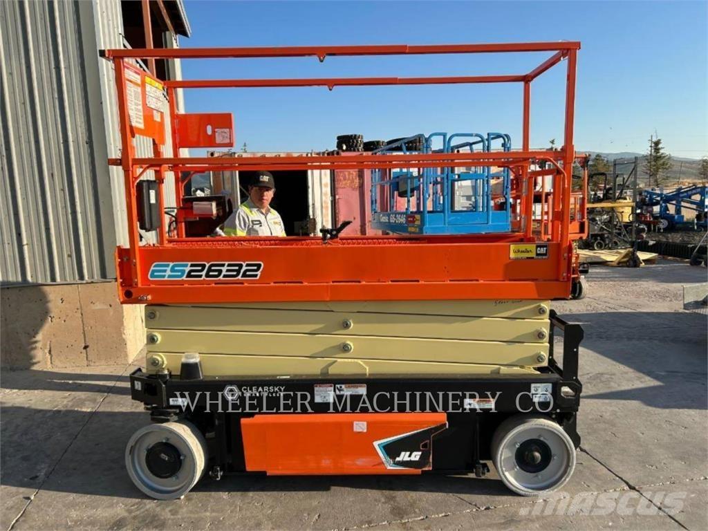 JLG ES2632 シザースリフト