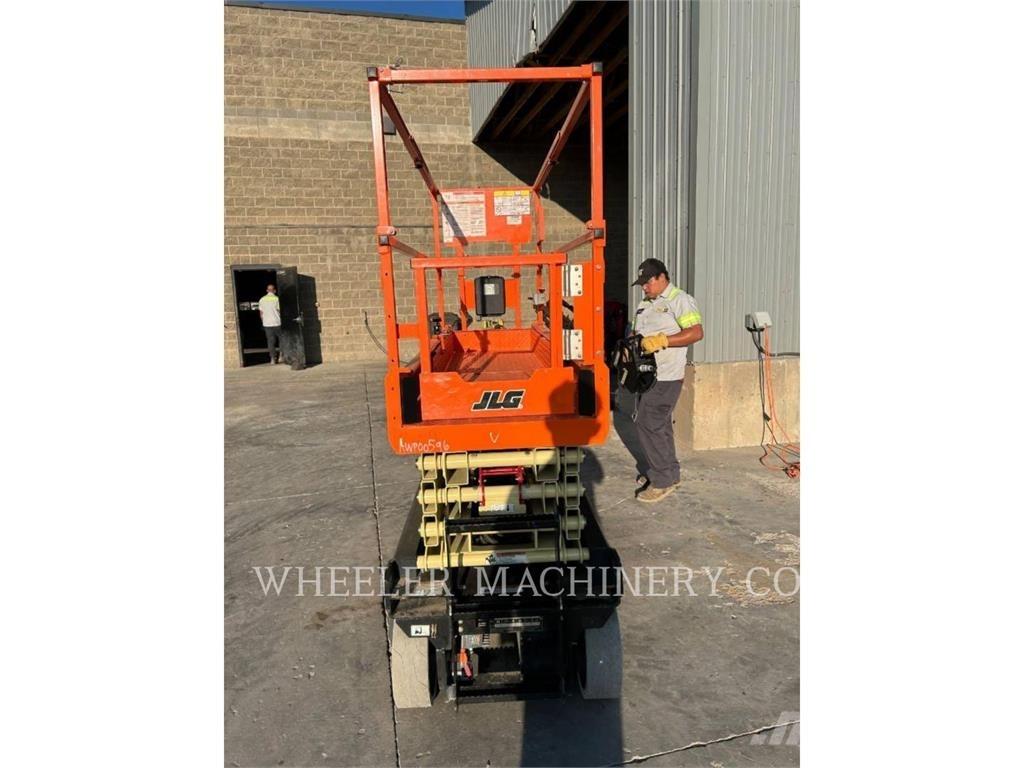 JLG ES2632 シザースリフト