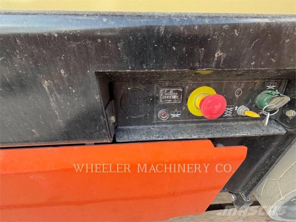 JLG ES3246 シザースリフト