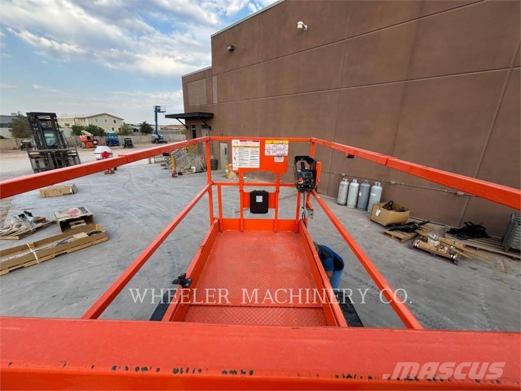 JLG ES3246 シザースリフト