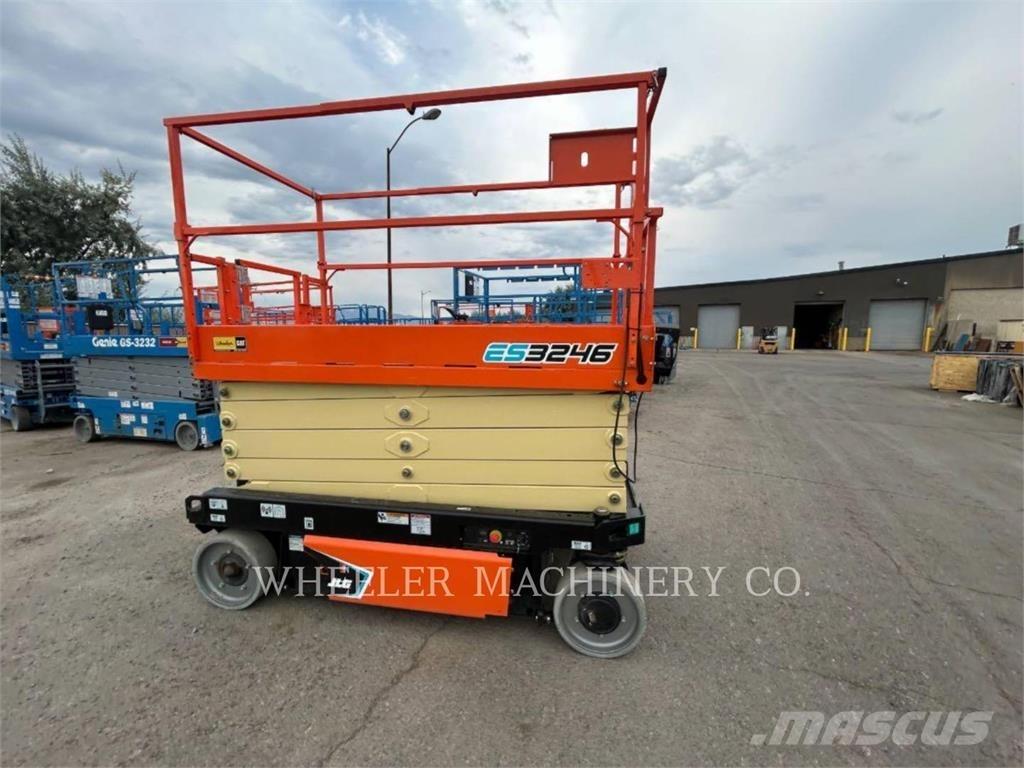 JLG ES3246 シザースリフト