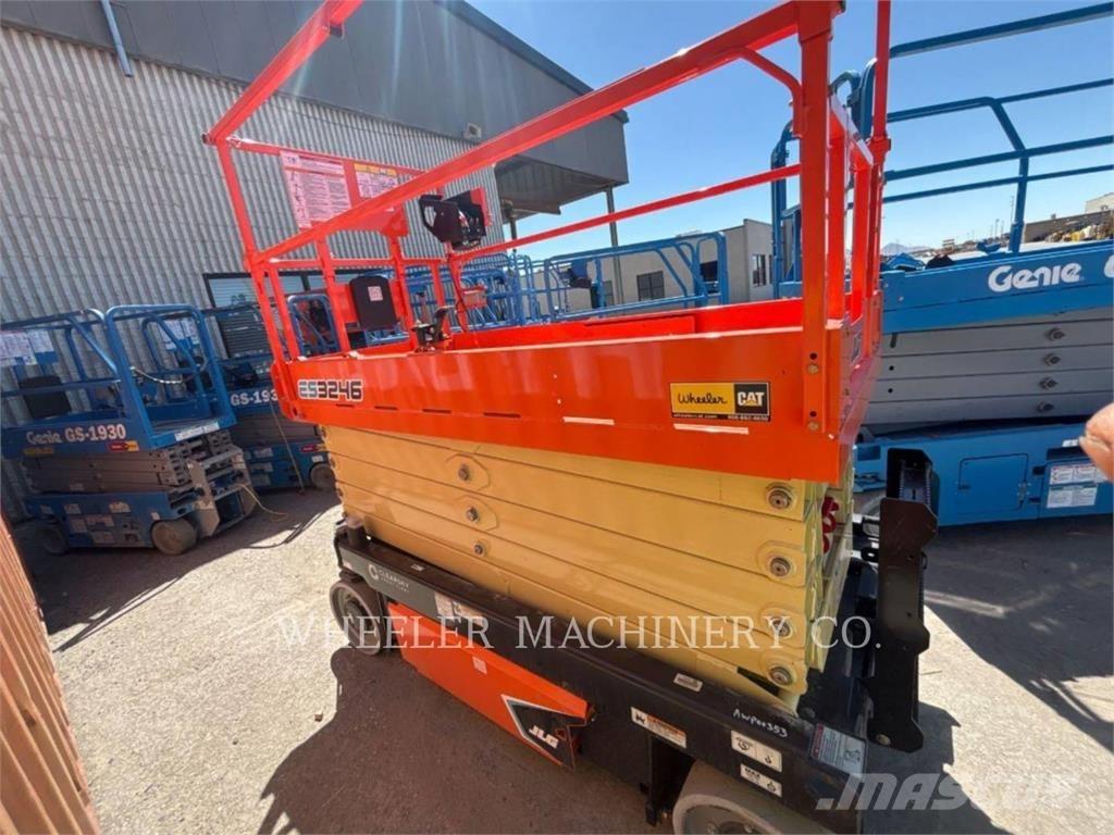 JLG ES3246 シザースリフト