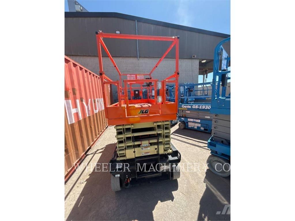 JLG ES3246 シザースリフト