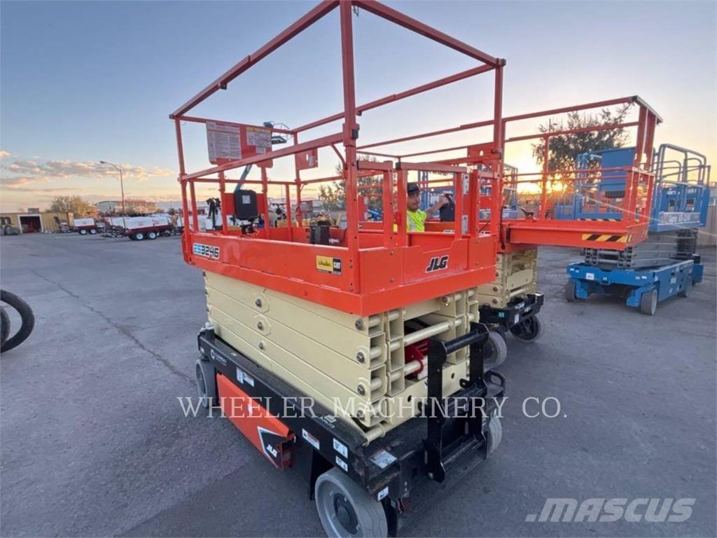 JLG ES3246 シザースリフト