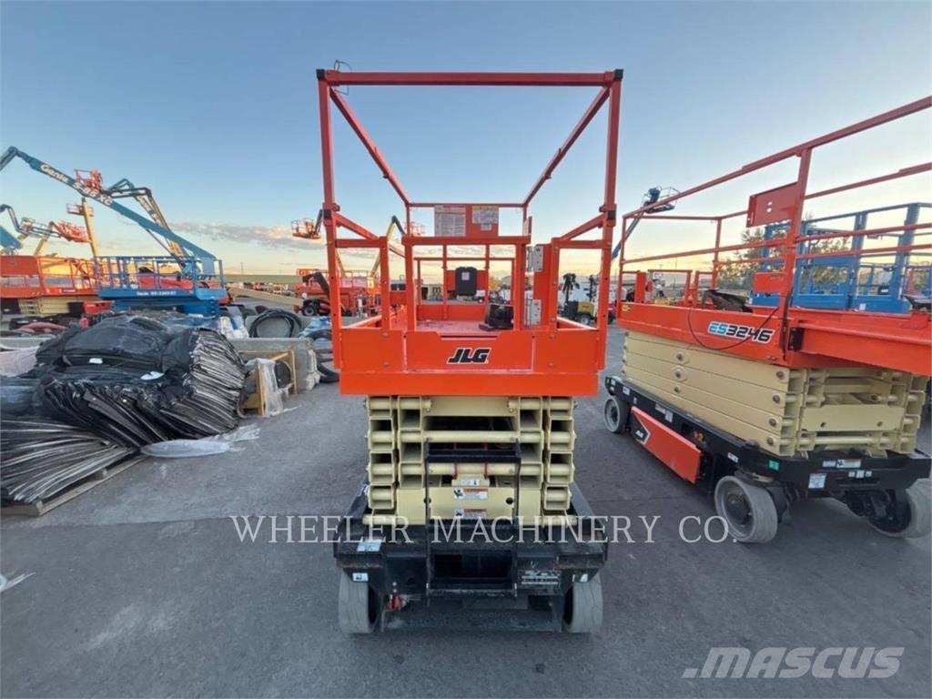 JLG ES3246 シザースリフト