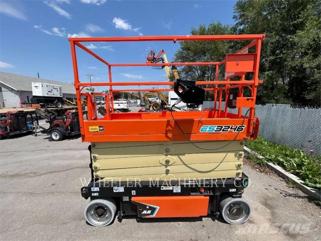 JLG ES3246 シザースリフト