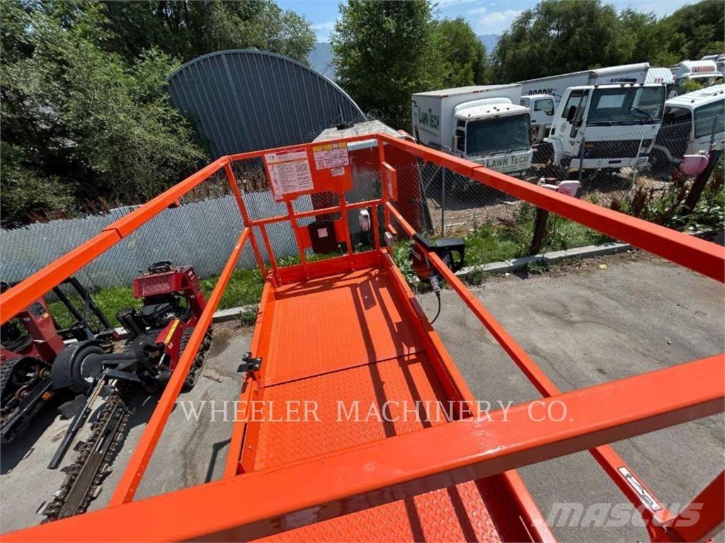 JLG ES3246 シザースリフト