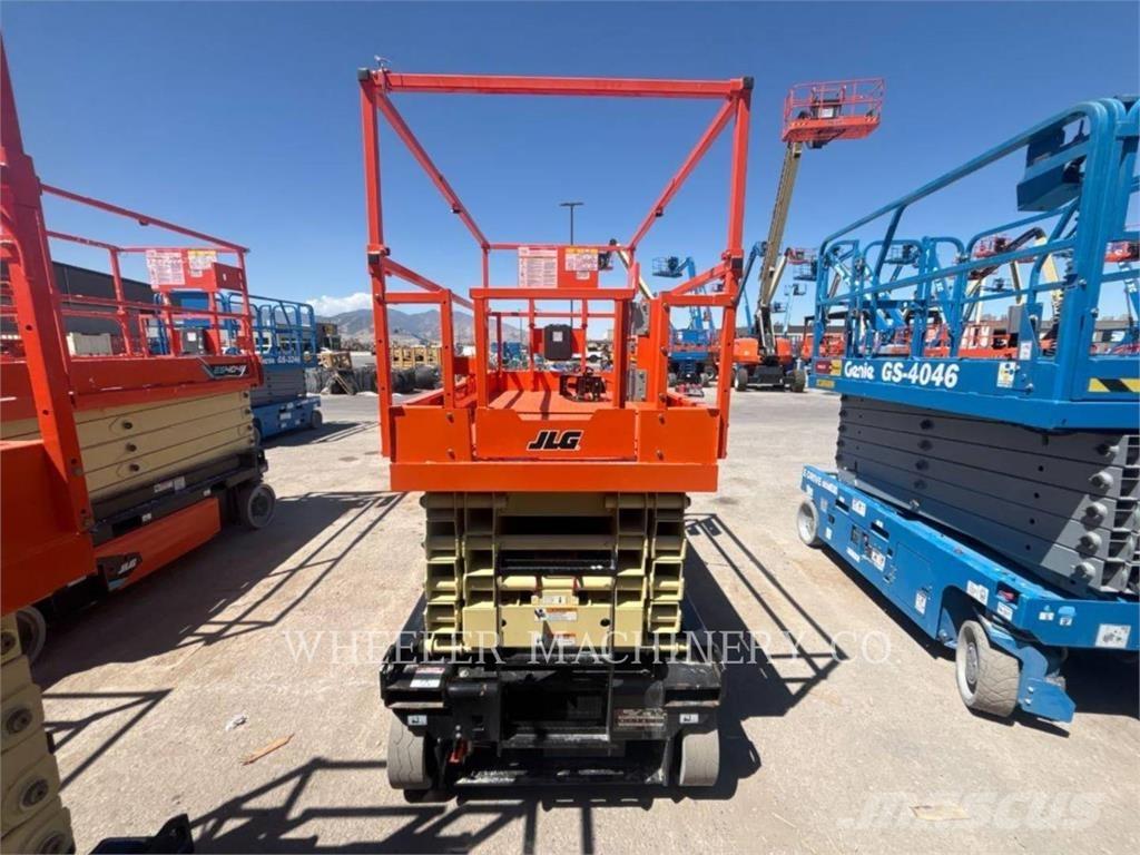 JLG ES3246 シザースリフト
