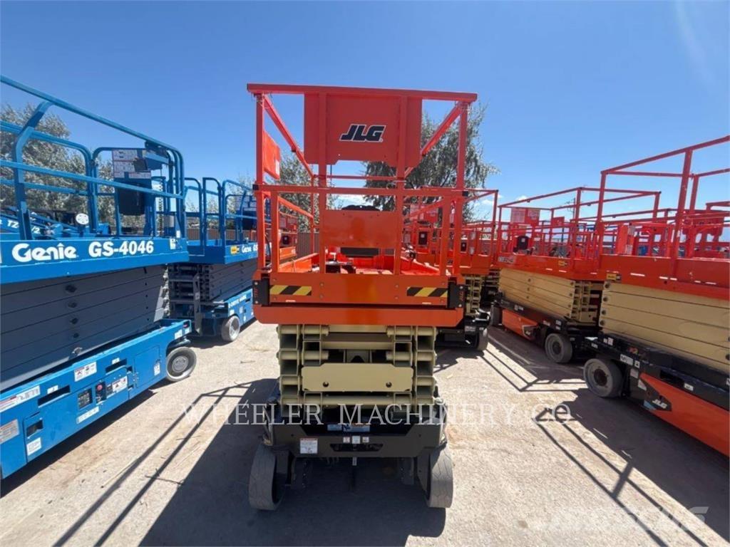 JLG ES3246 シザースリフト