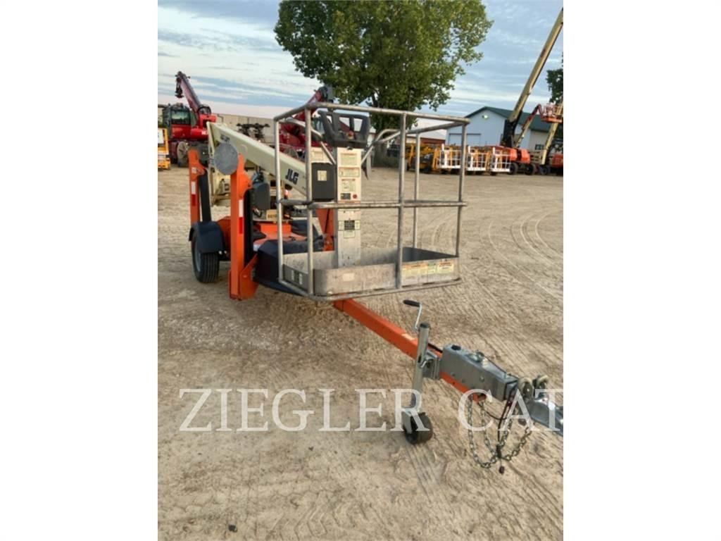 JLG T350 ブームリフト　屈伸型