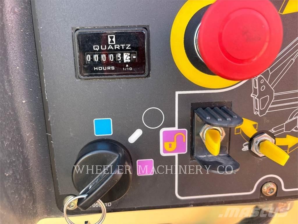 JLG T500J TOW ブームリフト　屈伸型