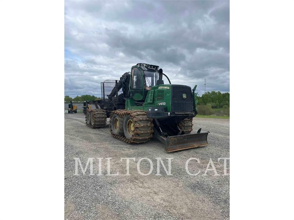 John Deere 1910G フォワーダー