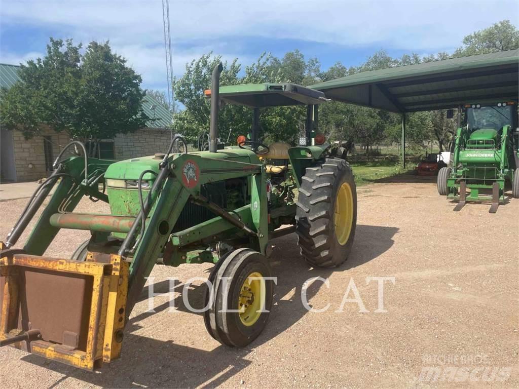 John Deere 2355 トラクター