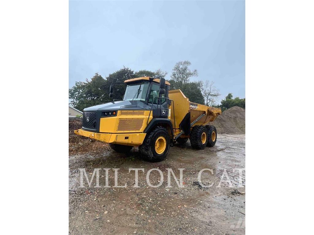 John Deere 260E アーティキュレート式ダンプトラック