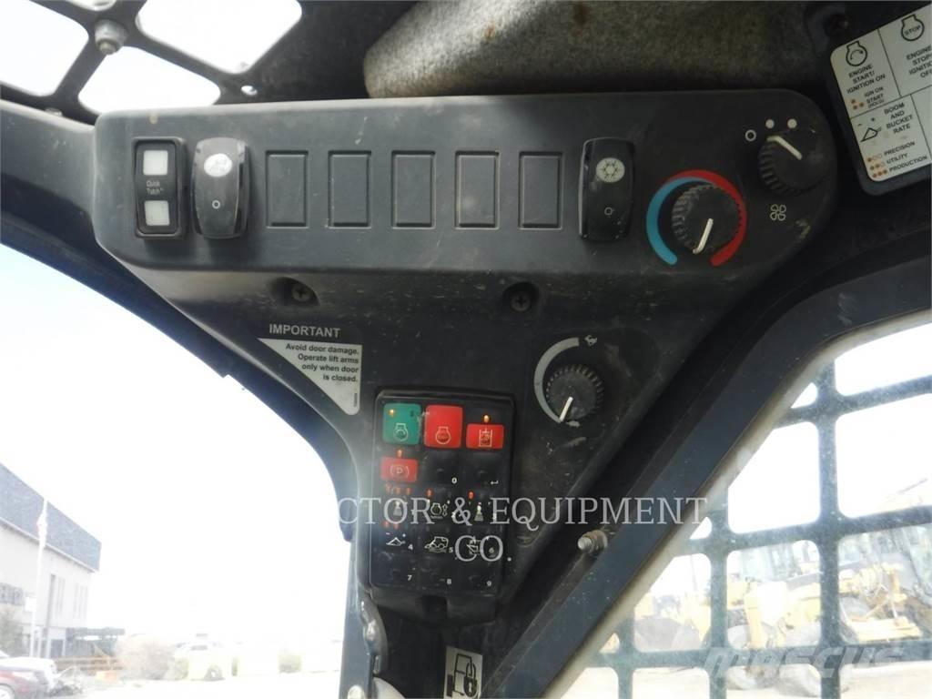 John Deere 317G スキッドステアローダー