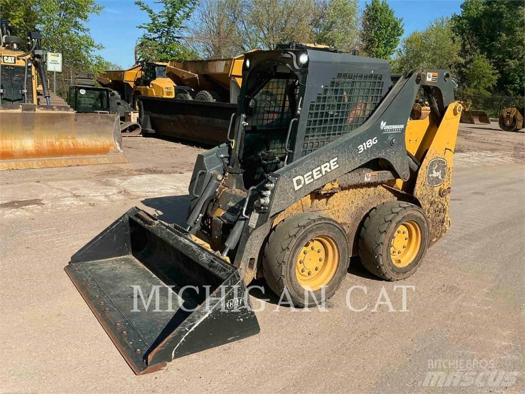 John Deere 318G スキッドステアローダー