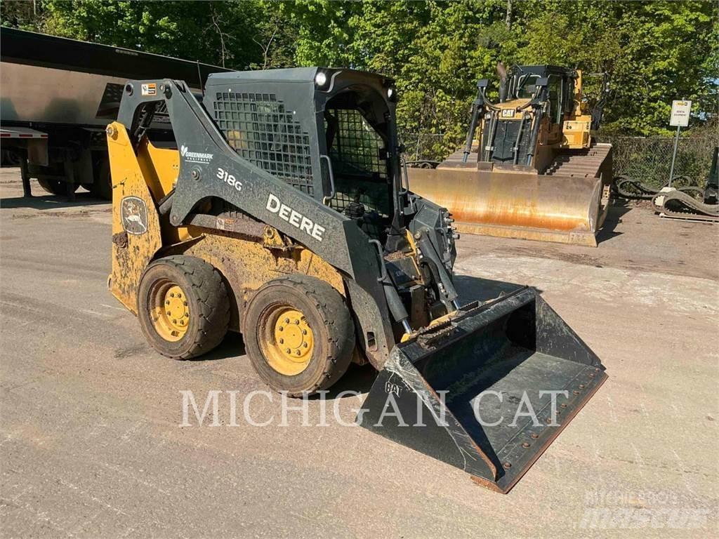 John Deere 318G スキッドステアローダー