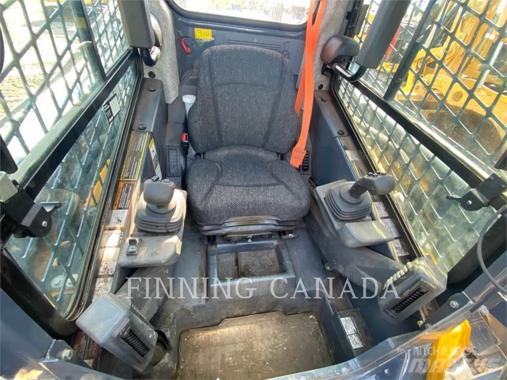 John Deere 325G クローラーローダー
