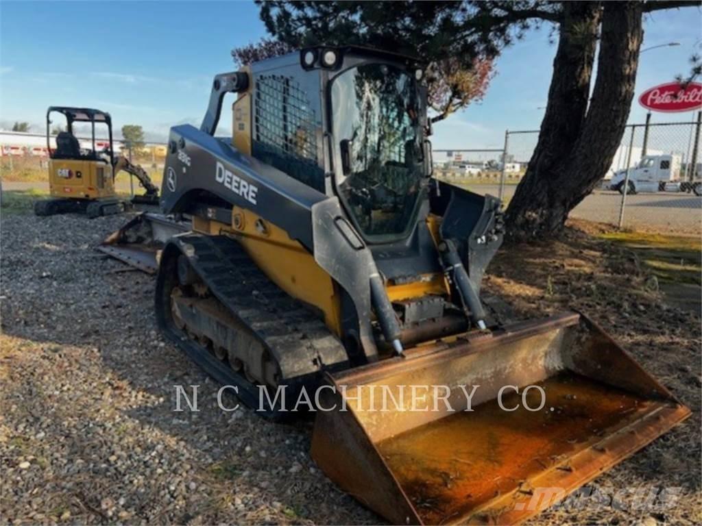 John Deere 331G スキッドステアローダー