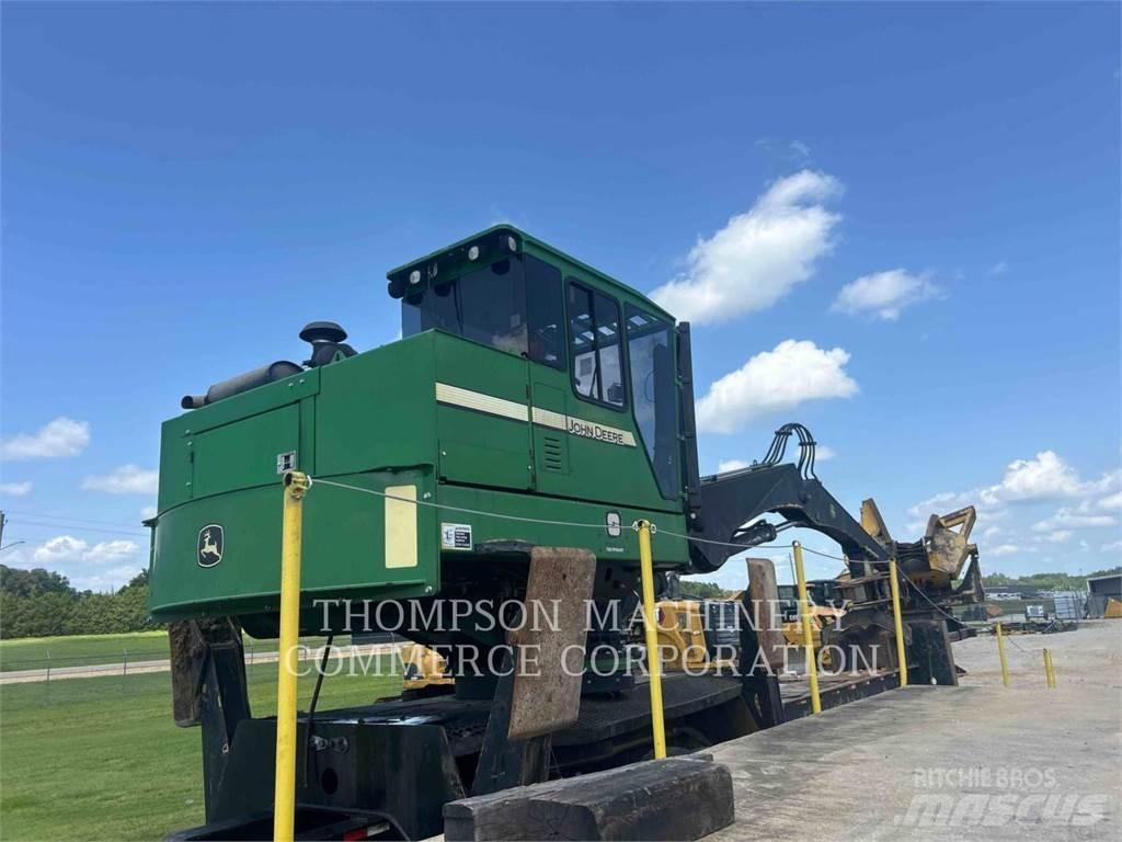 John Deere 437D ナックルブームローダー