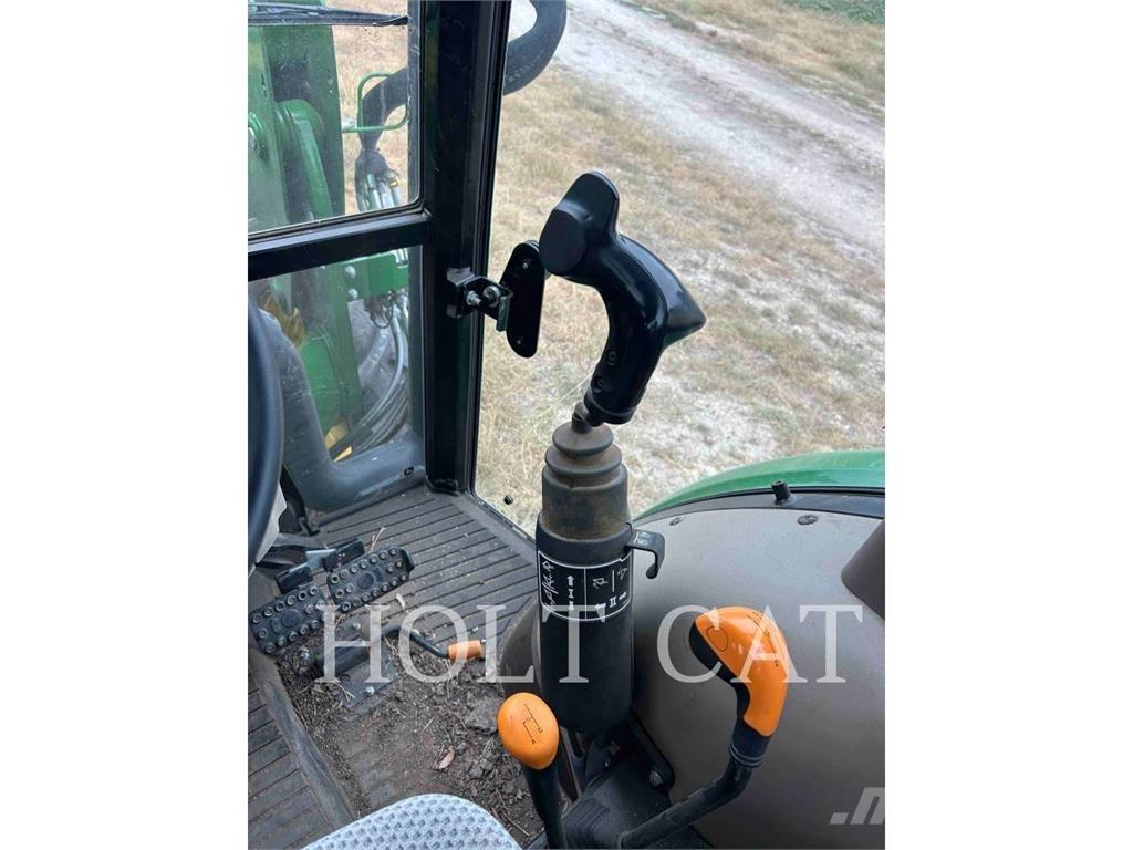 John Deere 5075E トラクター