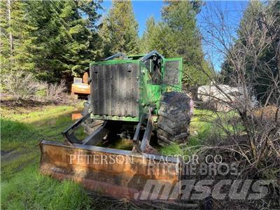 John Deere 648L スキッダー