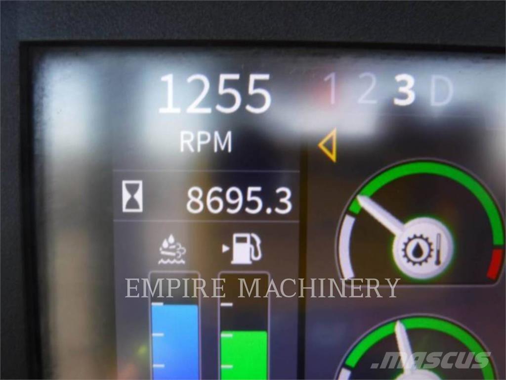 John Deere 744L ホイールローダー・タイヤショベル