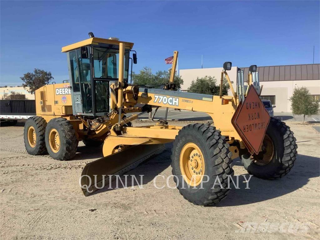 John Deere 770CH モーターグレーダー