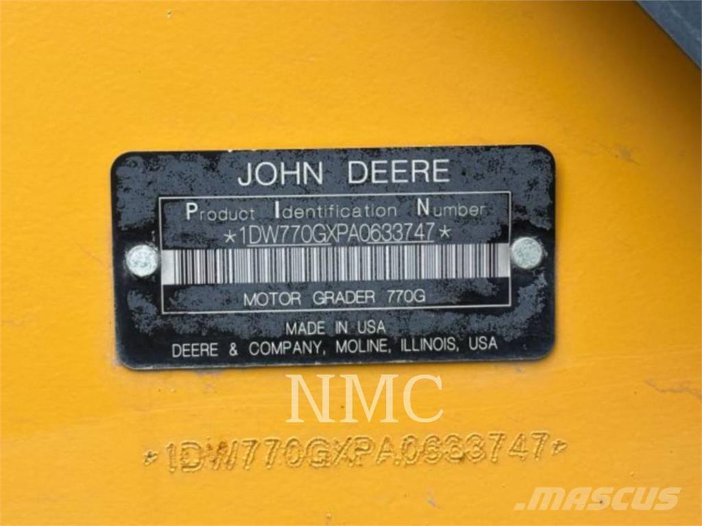 John Deere 770G モーターグレーダー