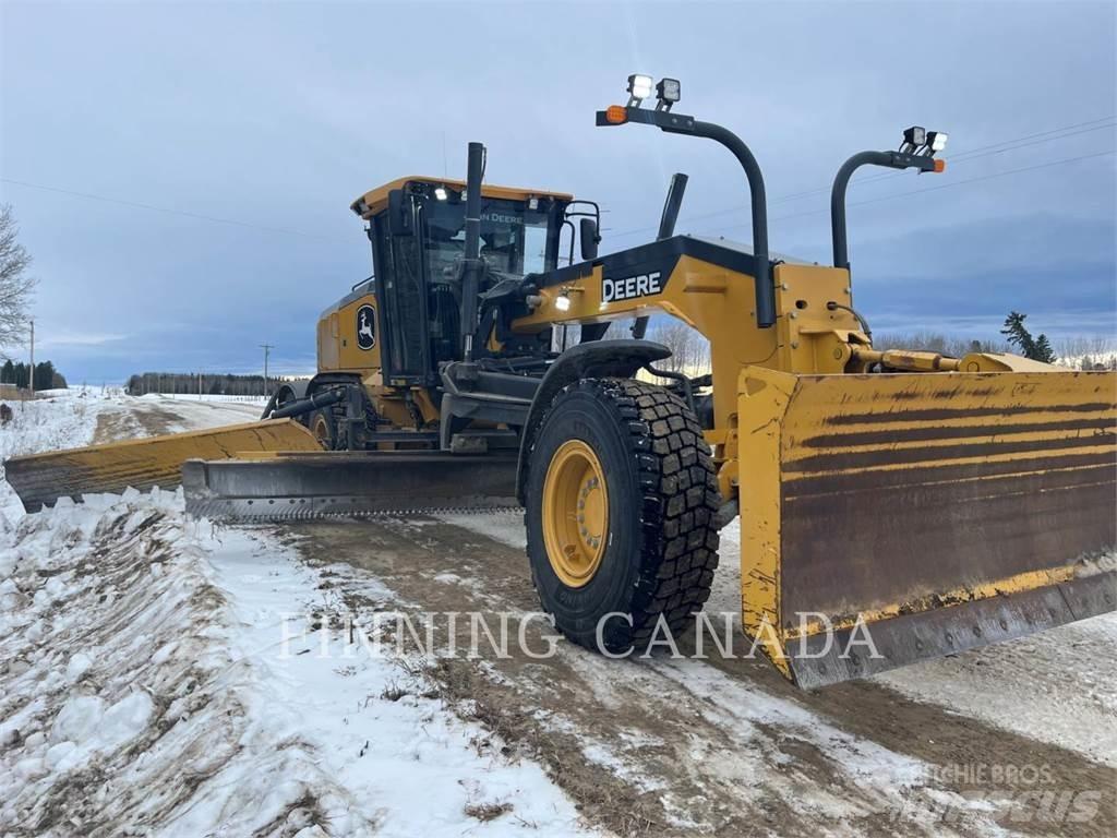 John Deere 772G モーターグレーダー