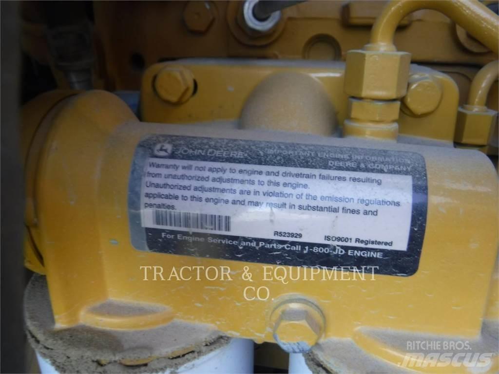 John Deere 872G モーターグレーダー