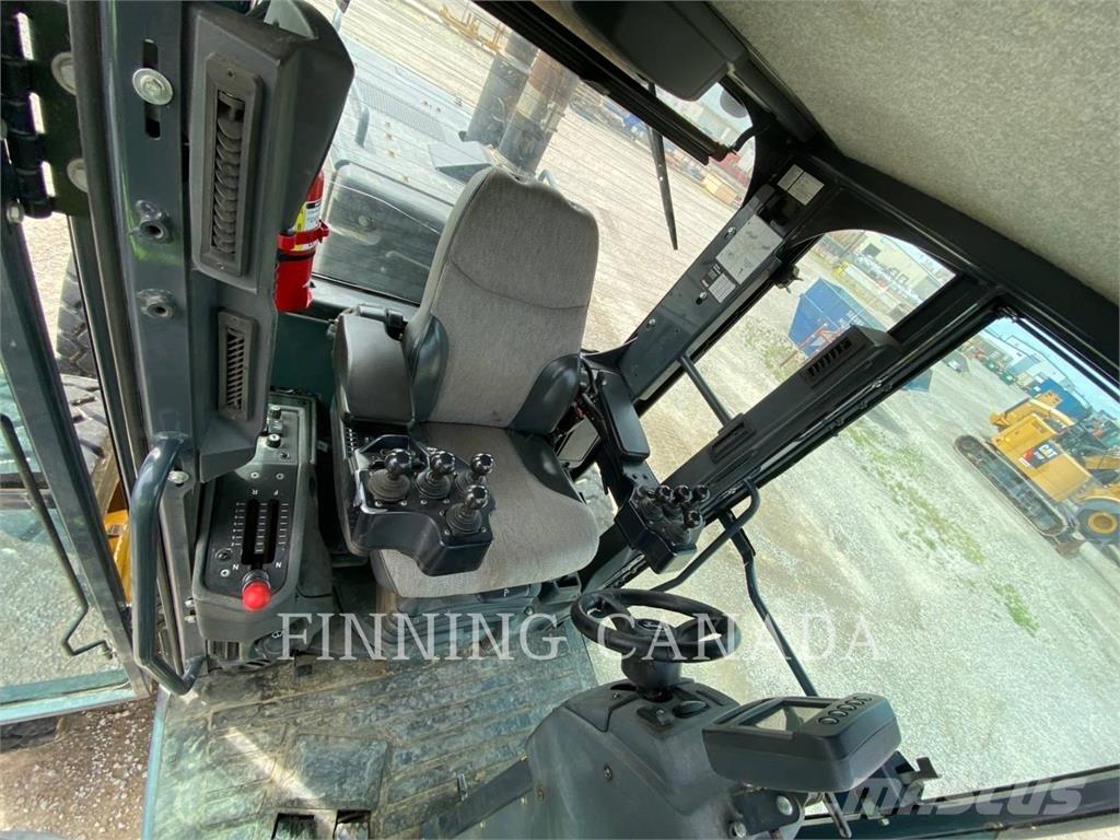 John Deere 872G モーターグレーダー