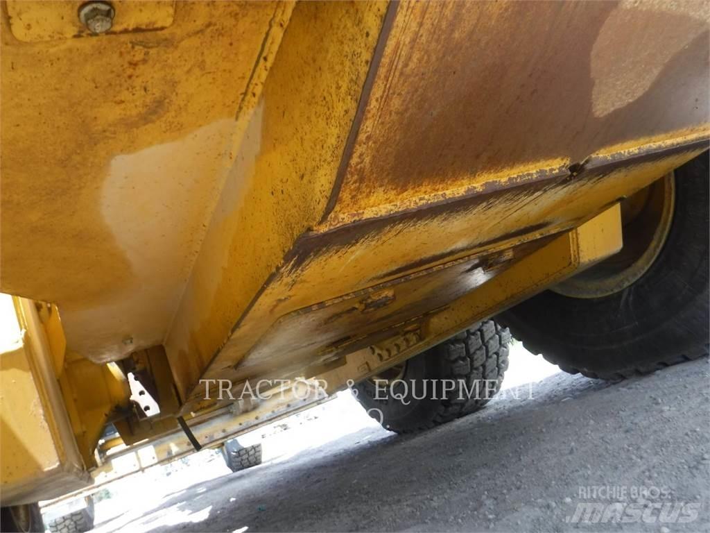 John Deere 872GP モーターグレーダー