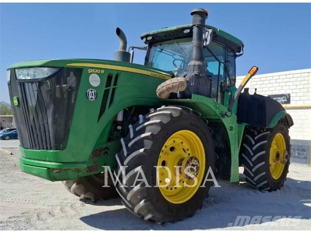 John Deere 9520R トラクター