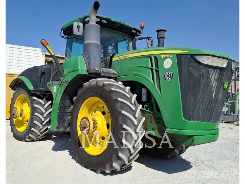 John Deere 9520R トラクター