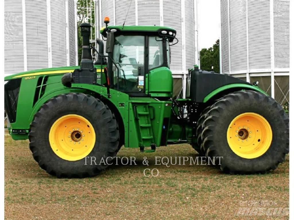 John Deere 9520R トラクター