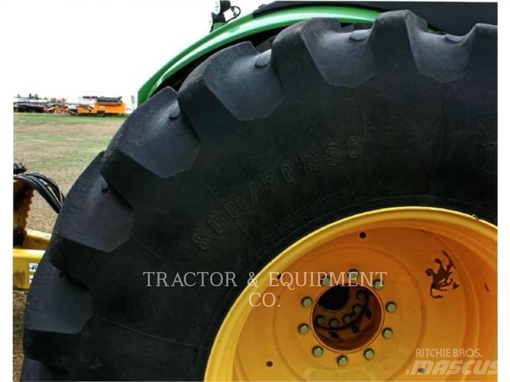 John Deere 9520R トラクター