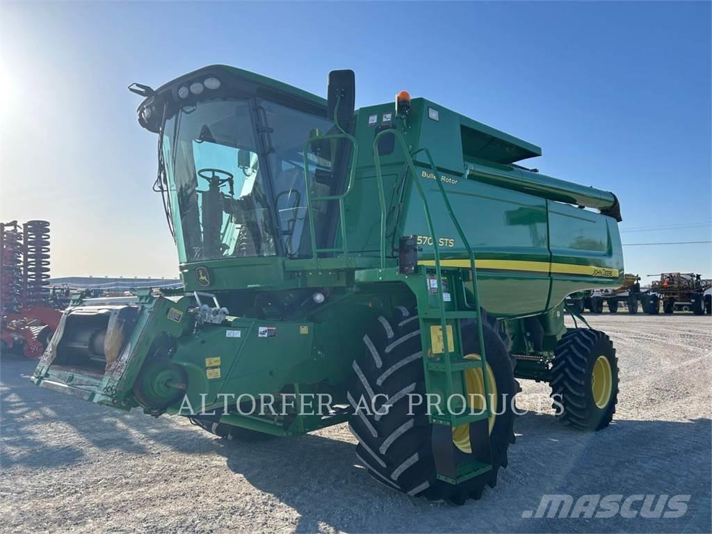 John Deere 9570 STS コンバイン